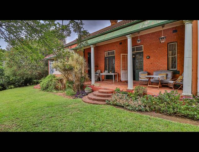 3 BEDROOM FREESTANDING FOR SALE IN BLACKRIDGE